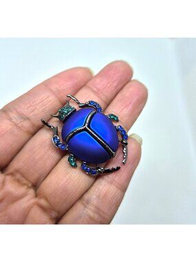 ⭐Scarab Beetle Animal Brooch Pin Blue Rhinestones Insect Jewelry Vintage Vibes⭐